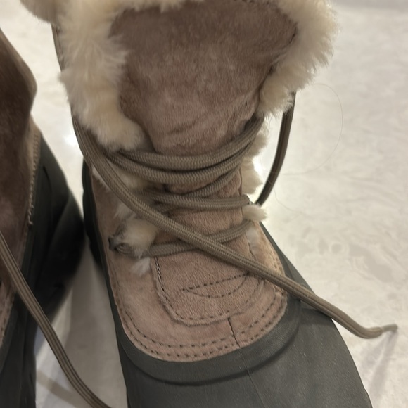 Great condition Sorel Fur-lined Thinsulate Boots - Picture 6 of 6